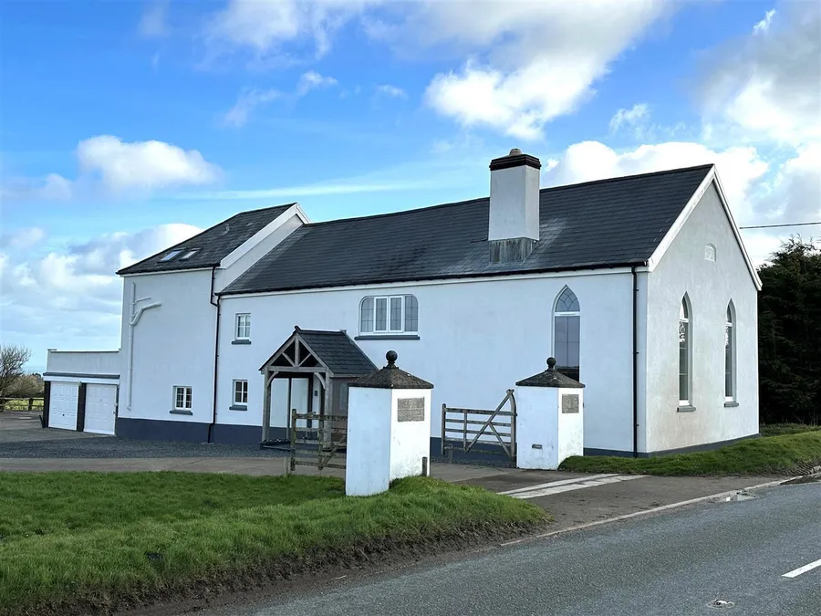 Property Image 8