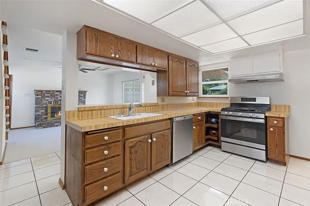 8843 Youngdale St, San Gabriel, CA 91775