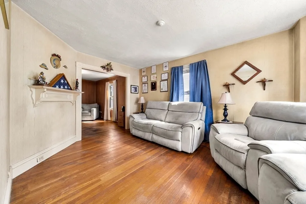 26 Beckett St, Peabody, MA 01960