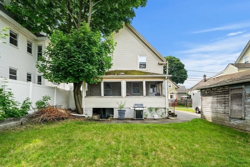 26 Beckett St, Peabody, MA 01960