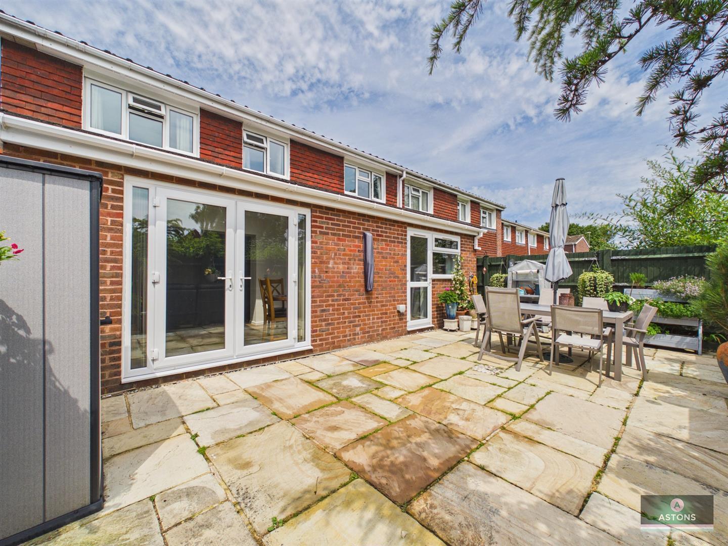 Terry Road, Crawley Image 3