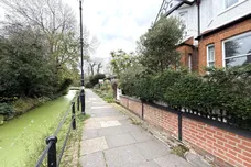 River View, ENFIELD