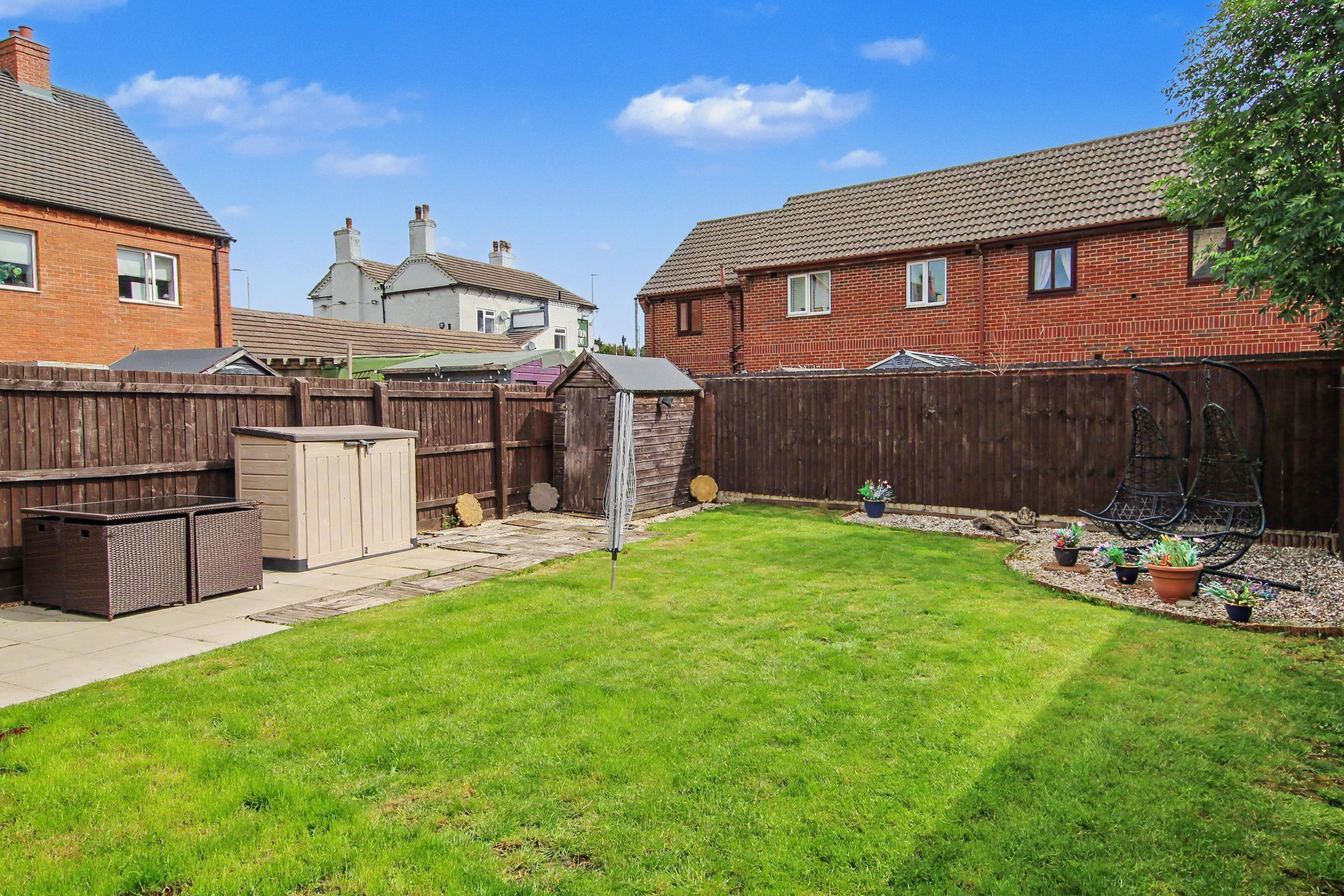 Laud Close, Moira Image 18