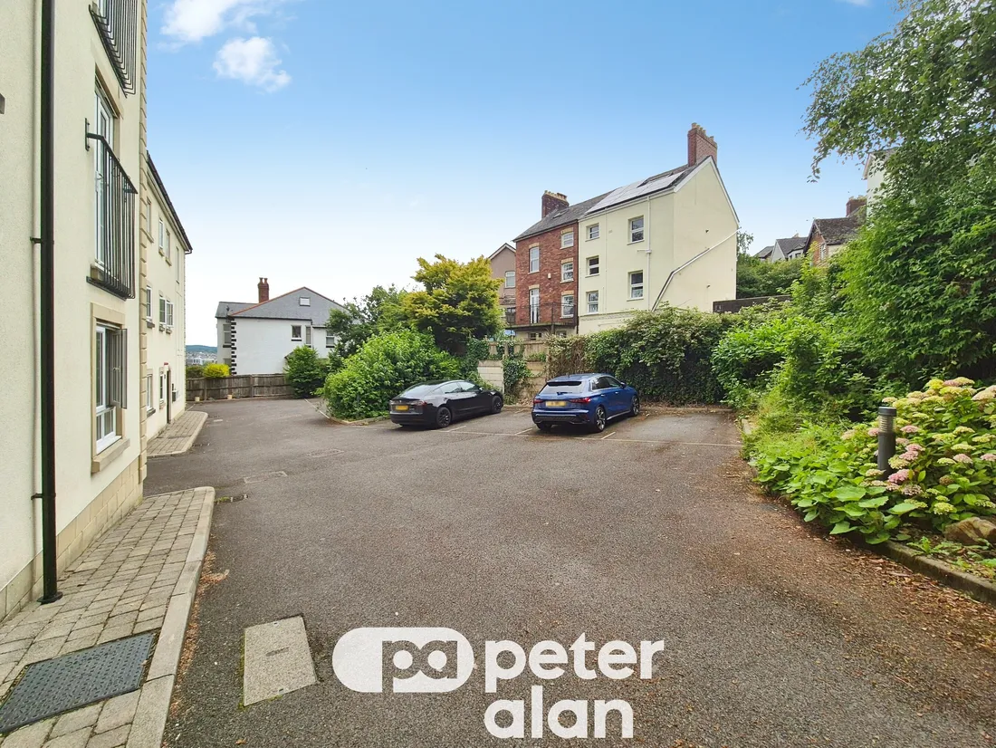 Property photo 11
