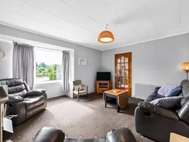 Renshaw Road, Elderslie, Johnstone thumb 2