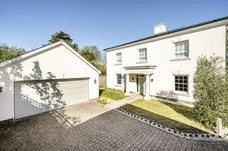 Buchanans Place Littleton SO22 photo 1