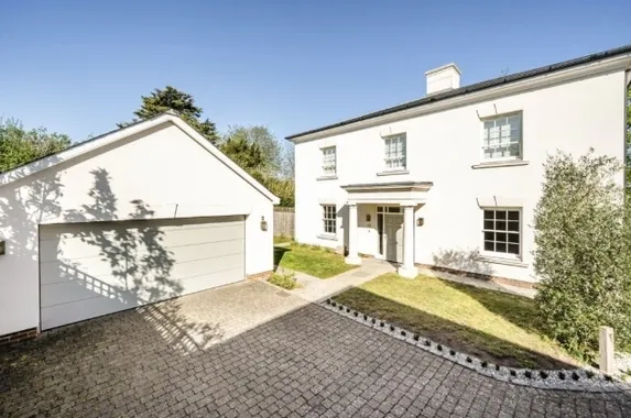 Buchanans Place Littleton SO22