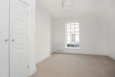 Bath Road Cheltenham GL53 photo 8