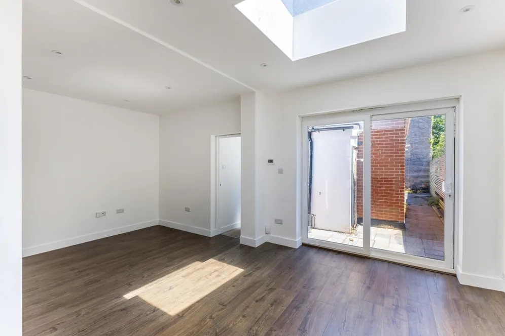 Aldershot Road London NW6 photo 3