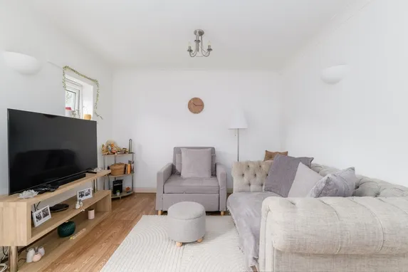 Wharf View Court, E14