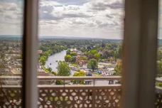 Elmsleigh Road Staines TW18 photo 3