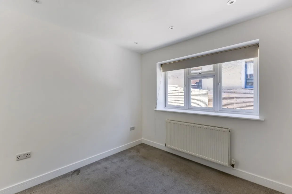 Aldershot Road London NW6 photo 10