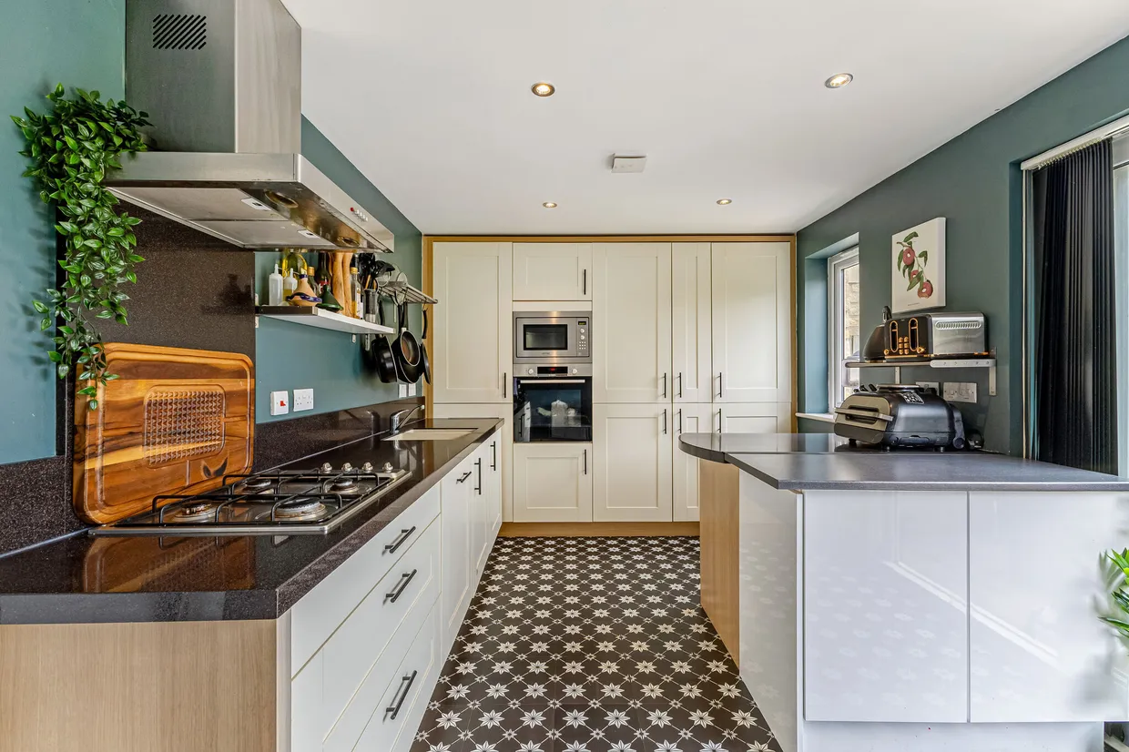 Hunloke Way, Malmesbury, SN16 photo 6