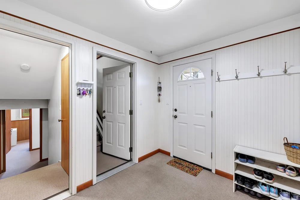 2400 S Ridge Rd, Green Bay, WI 54304