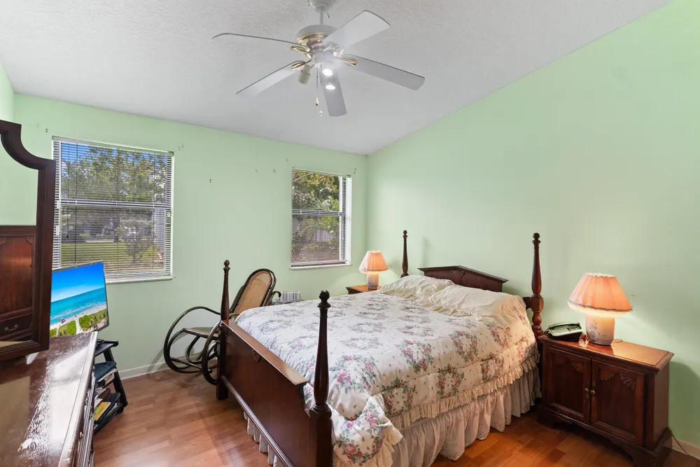 8108 NW 100th Ln, Tamarac, FL 33321
