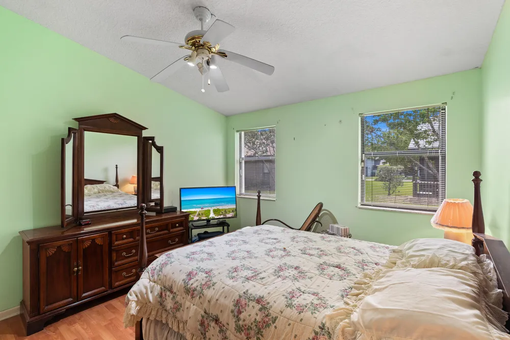 8108 NW 100th Ln, Tamarac, FL 33321