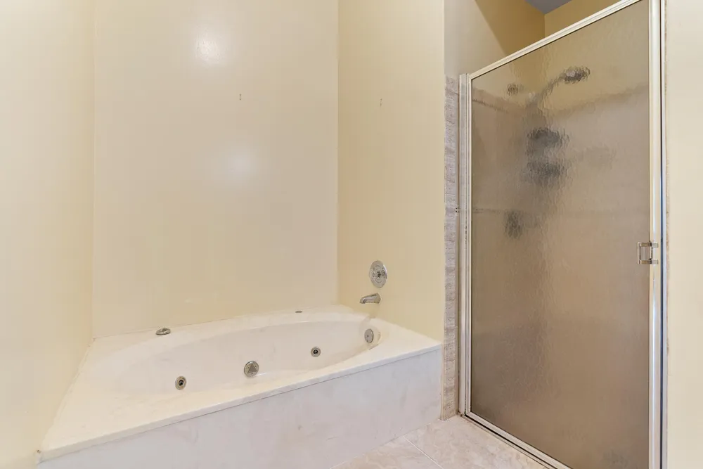 8108 NW 100th Ln, Tamarac, FL 33321
