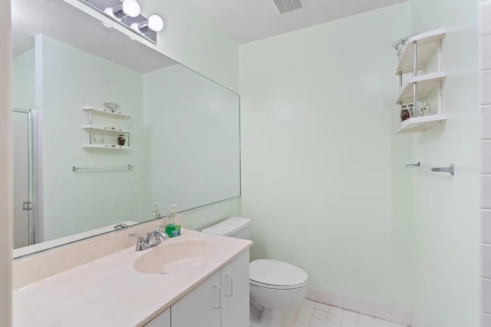 8108 NW 100th Ln, Tamarac, FL 33321