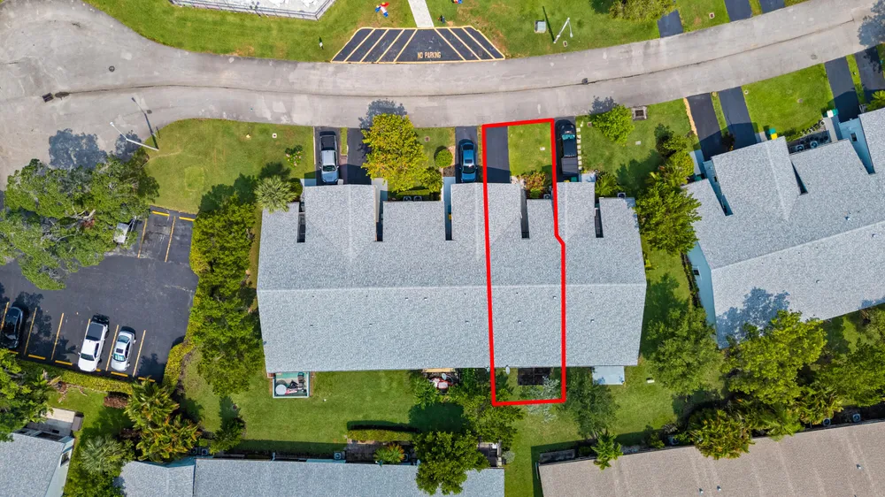 8108 NW 100th Ln, Tamarac, FL 33321