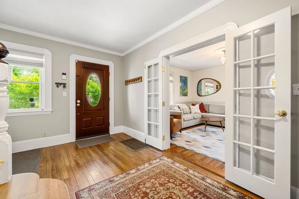 246 Burrill St, Swampscott, MA 01907
