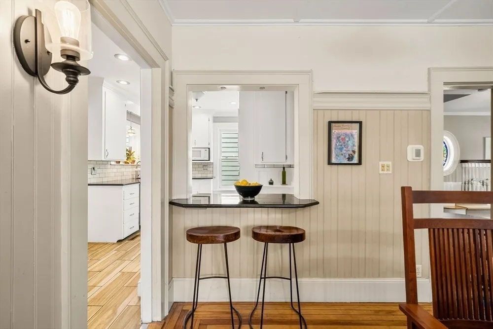 246 Burrill St, Swampscott, MA 01907