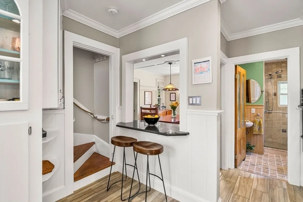 246 Burrill St, Swampscott, MA 01907