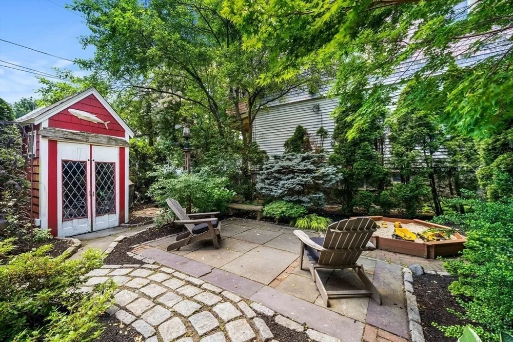 246 Burrill St, Swampscott, MA 01907