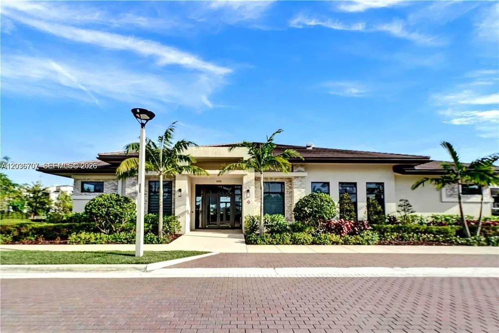 20900 NE 2nd Ct, Miami, FL 33179