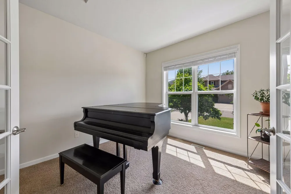 5100 Merrimac Ln N, Plymouth, MN 55446