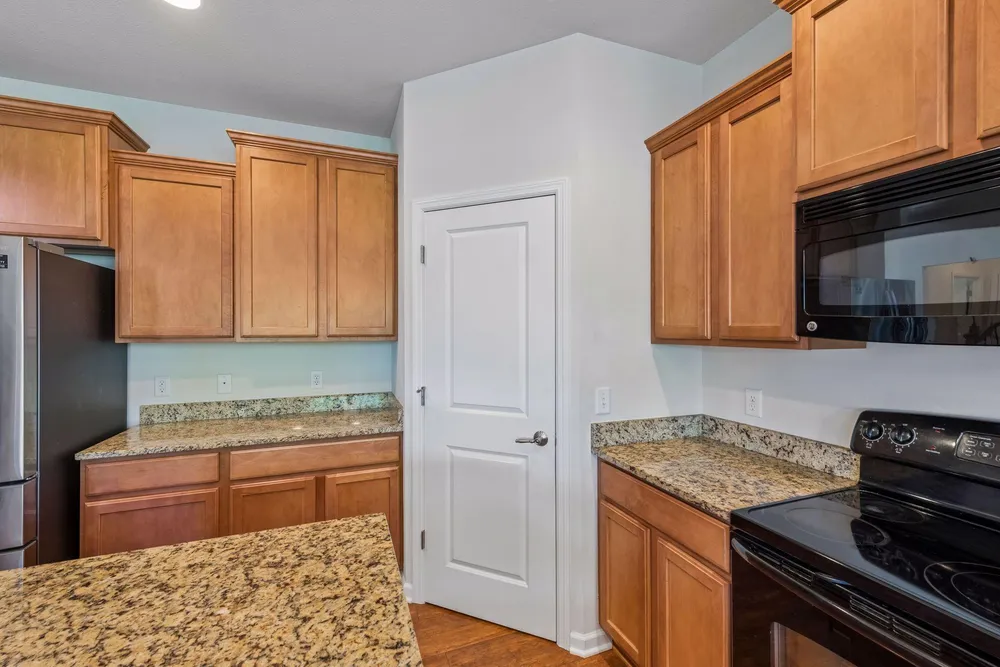 5100 Merrimac Ln N, Plymouth, MN 55446