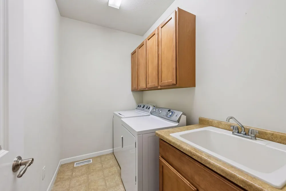 5100 Merrimac Ln N, Plymouth, MN 55446