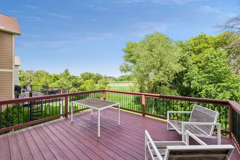 5100 Merrimac Ln N, Plymouth, MN 55446