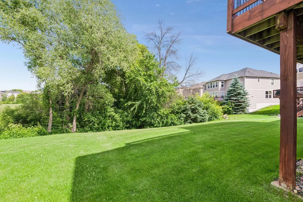 5100 Merrimac Ln N, Plymouth, MN 55446