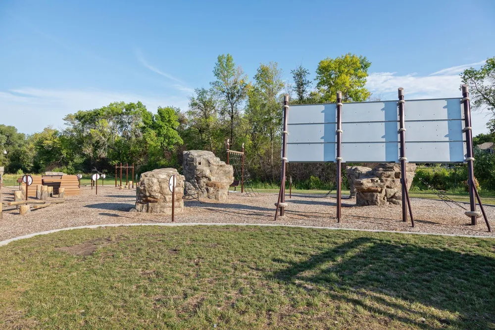 5100 Merrimac Ln N, Plymouth, MN 55446