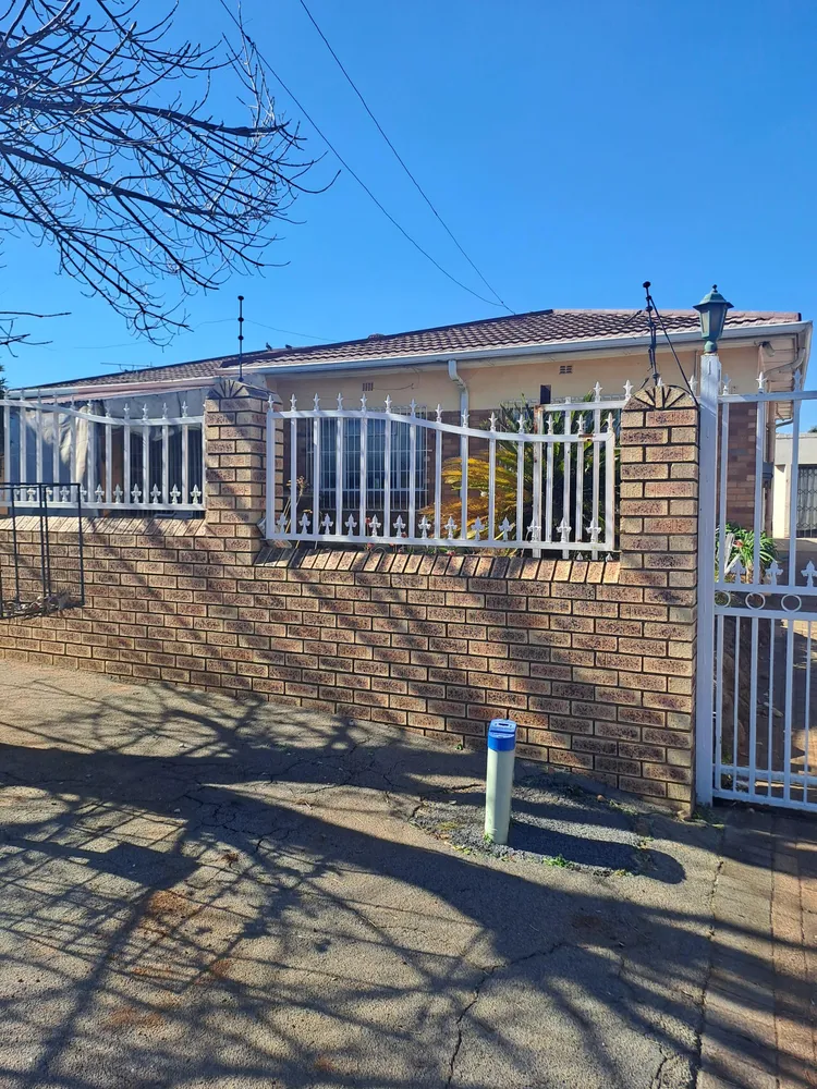 South Africa, Gauteng, Solheim, Hasselt Road, 21