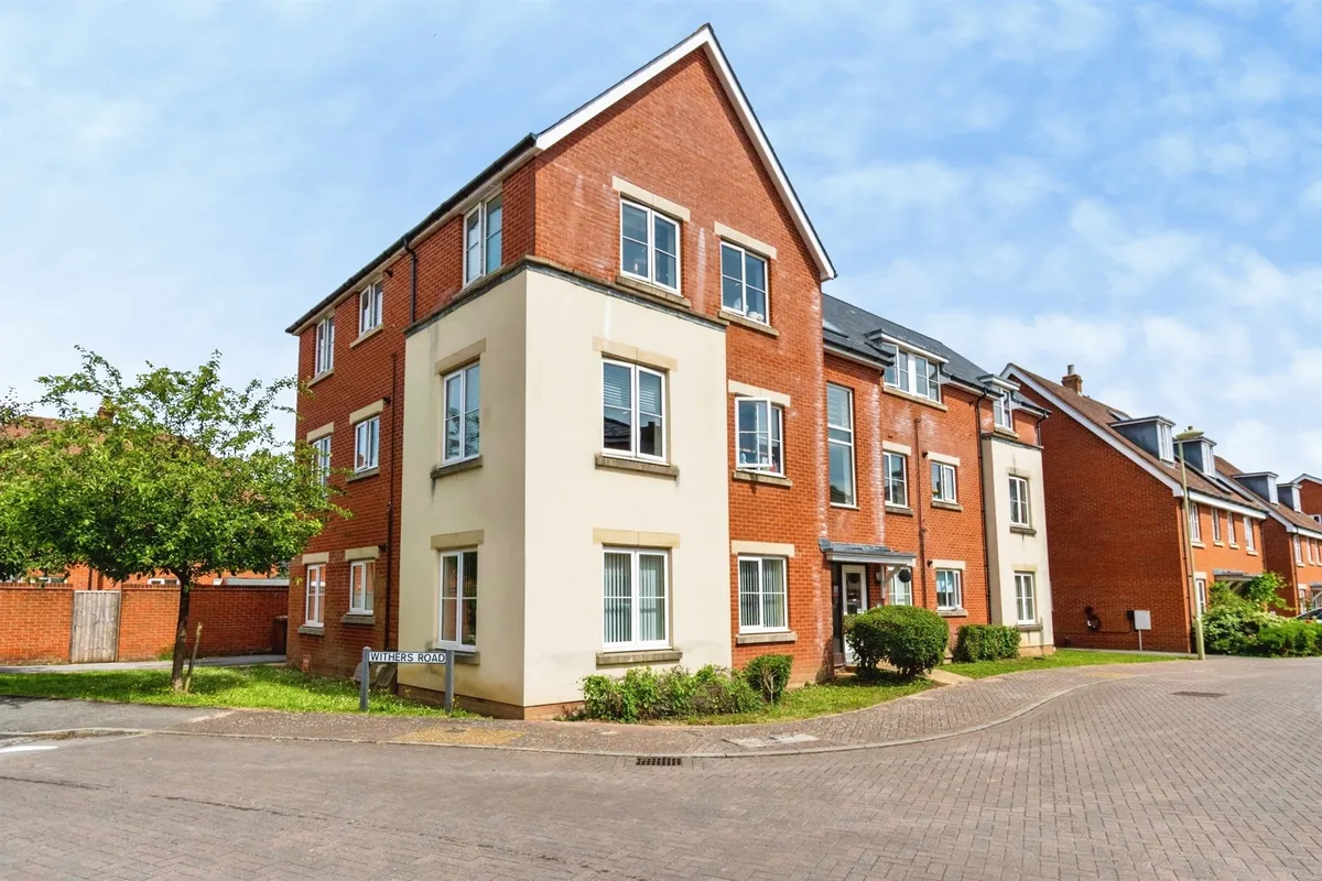 Cutforth Way, Abbottswood, Romsey