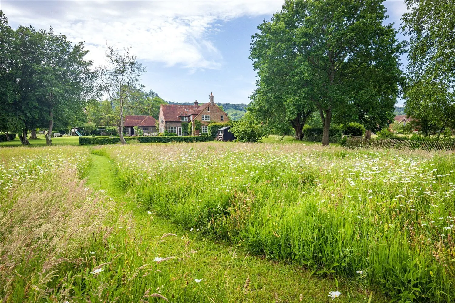 Heyshott, Midhurst, GU29 photo 4