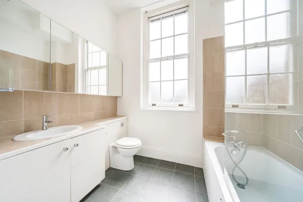 Bessborough Street, London, SW1V photo 10