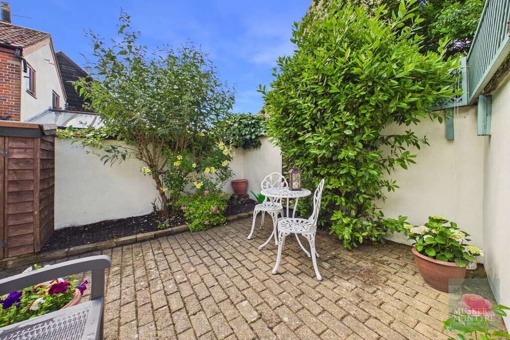 Upper Olland Street, Bungay Image 11