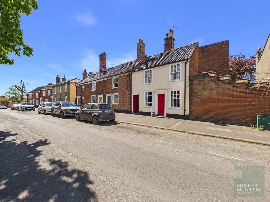 Upper Olland Street, Bungay Image 14
