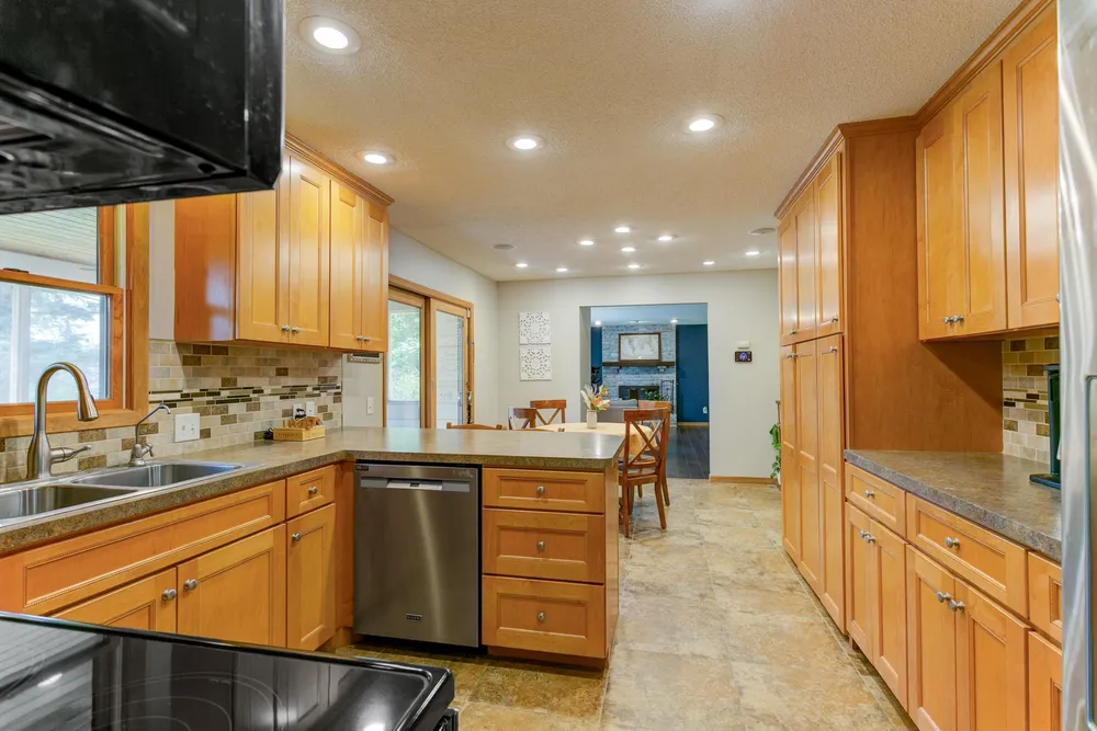 4880 149th Ct, Apple Valley, MN 55124