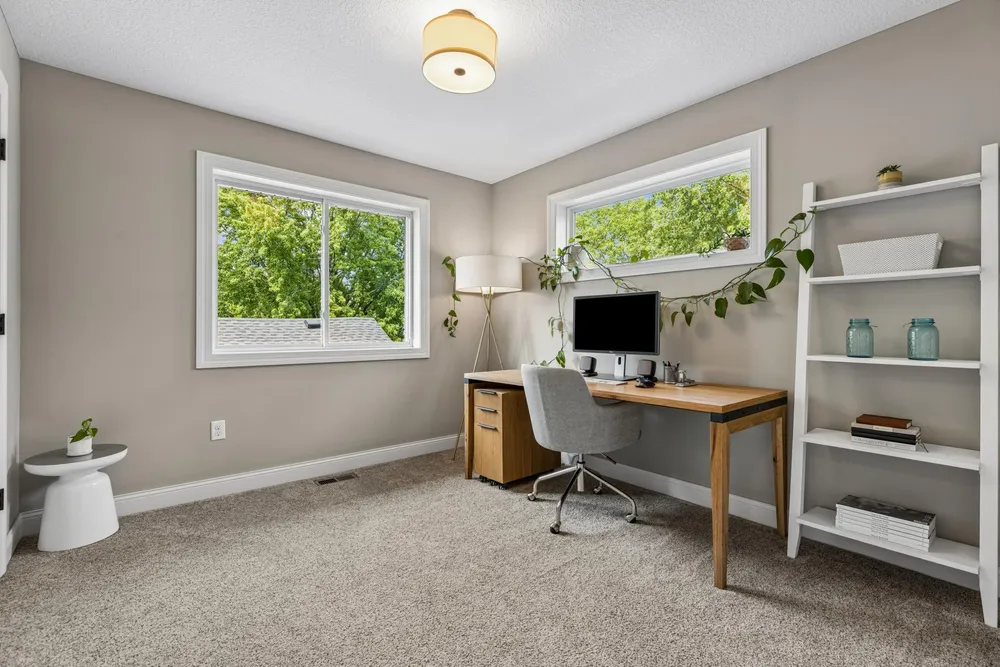 315 Pascal St S, Saint Paul, MN 55105