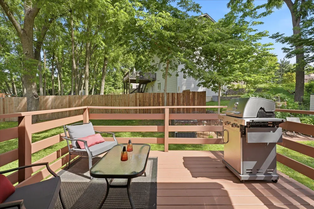 1906 Stryker Ave, West St Paul, MN 55118