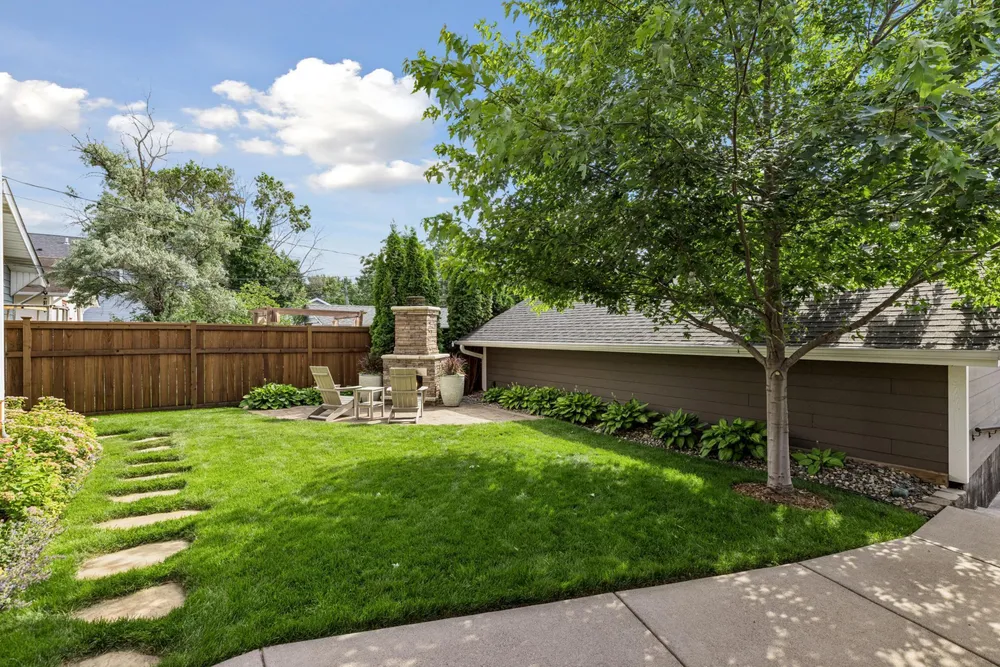 315 Pascal St S, Saint Paul, MN 55105