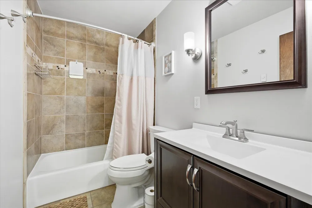 1906 Stryker Ave, West St Paul, MN 55118