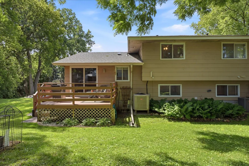 1906 Stryker Ave, West St Paul, MN 55118