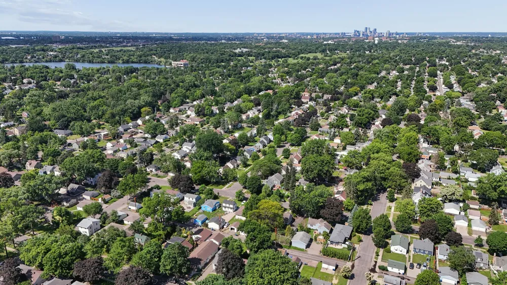 1576 Grotto St N, Saint Paul, MN 55117