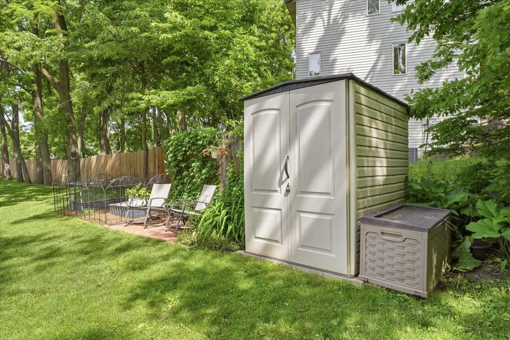 1906 Stryker Ave, West St Paul, MN 55118