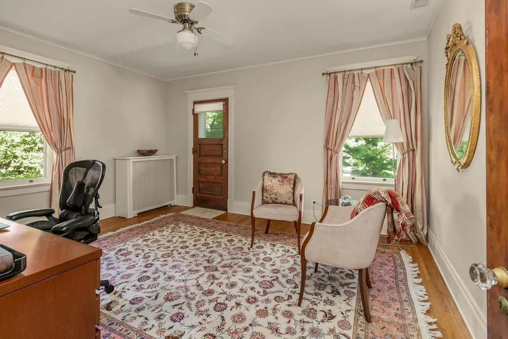 1825 Summit Ave, Saint Paul, MN 55105