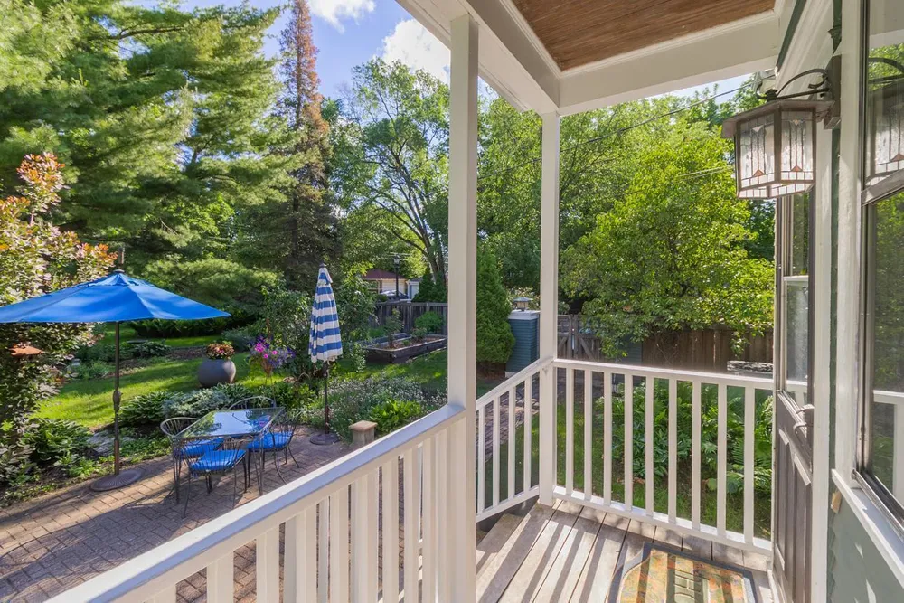 1825 Summit Ave, Saint Paul, MN 55105